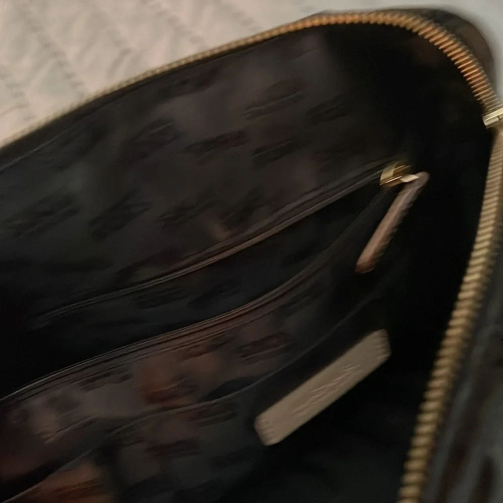 Michael Kors Black and Cream‎ Women's Bag